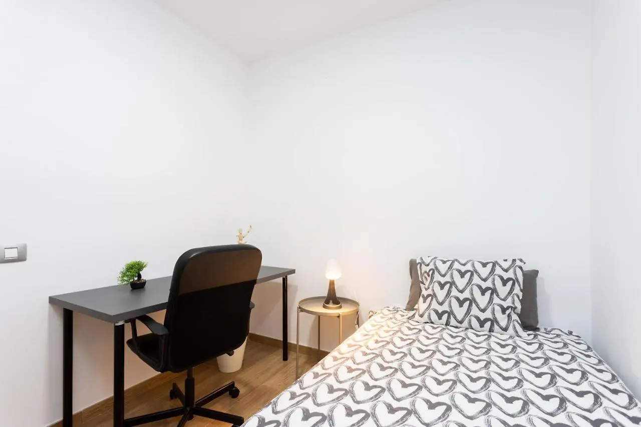 Home2Book Design Black & White Santa Cruz Home Apartment Santa Cruz de Tenerife