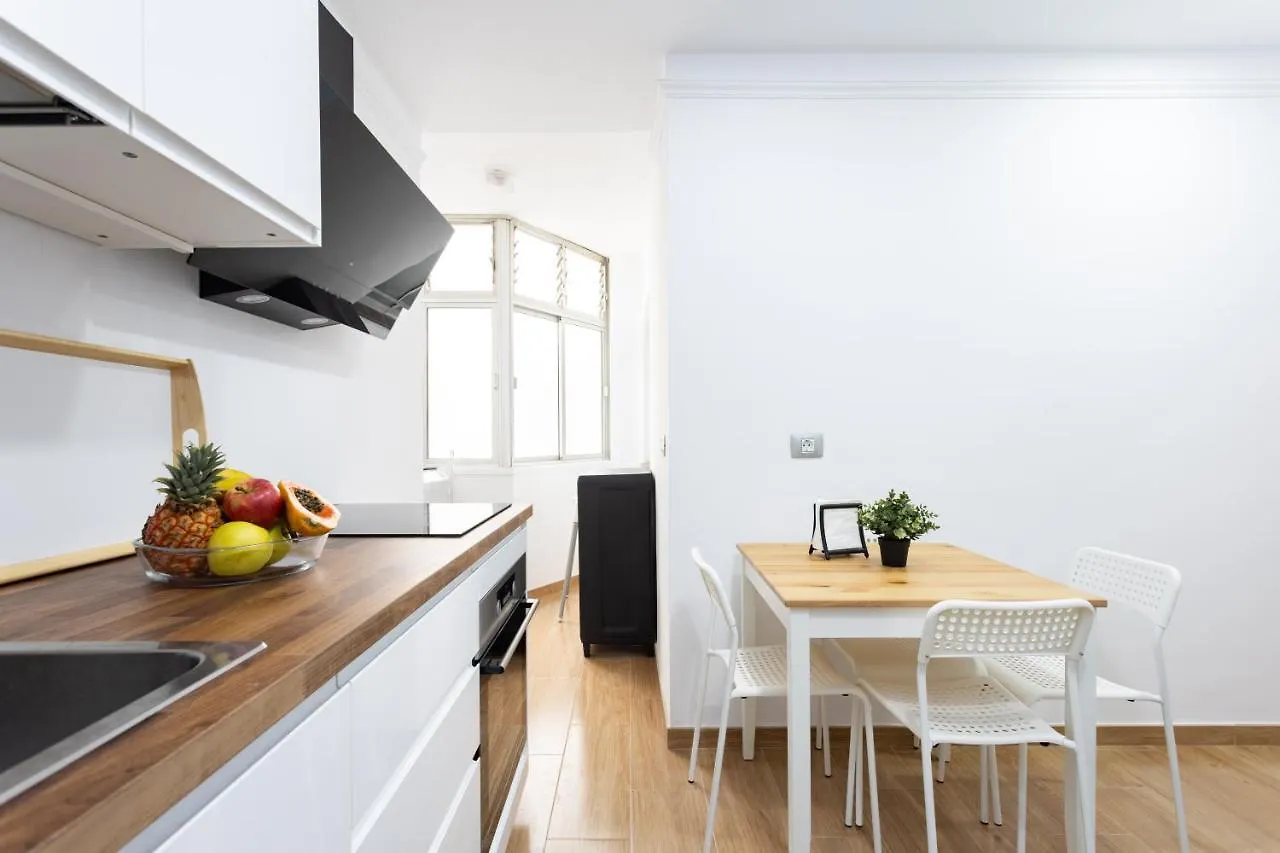 Apartment Home2Book Design Black & White Santa Cruz Home Spain