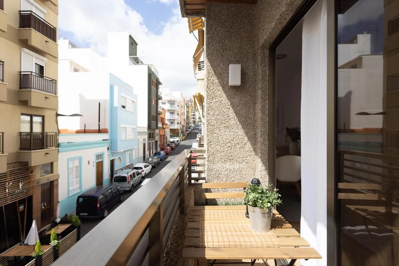 Home2Book Design Black & White Santa Cruz Home Santa Cruz de Tenerife