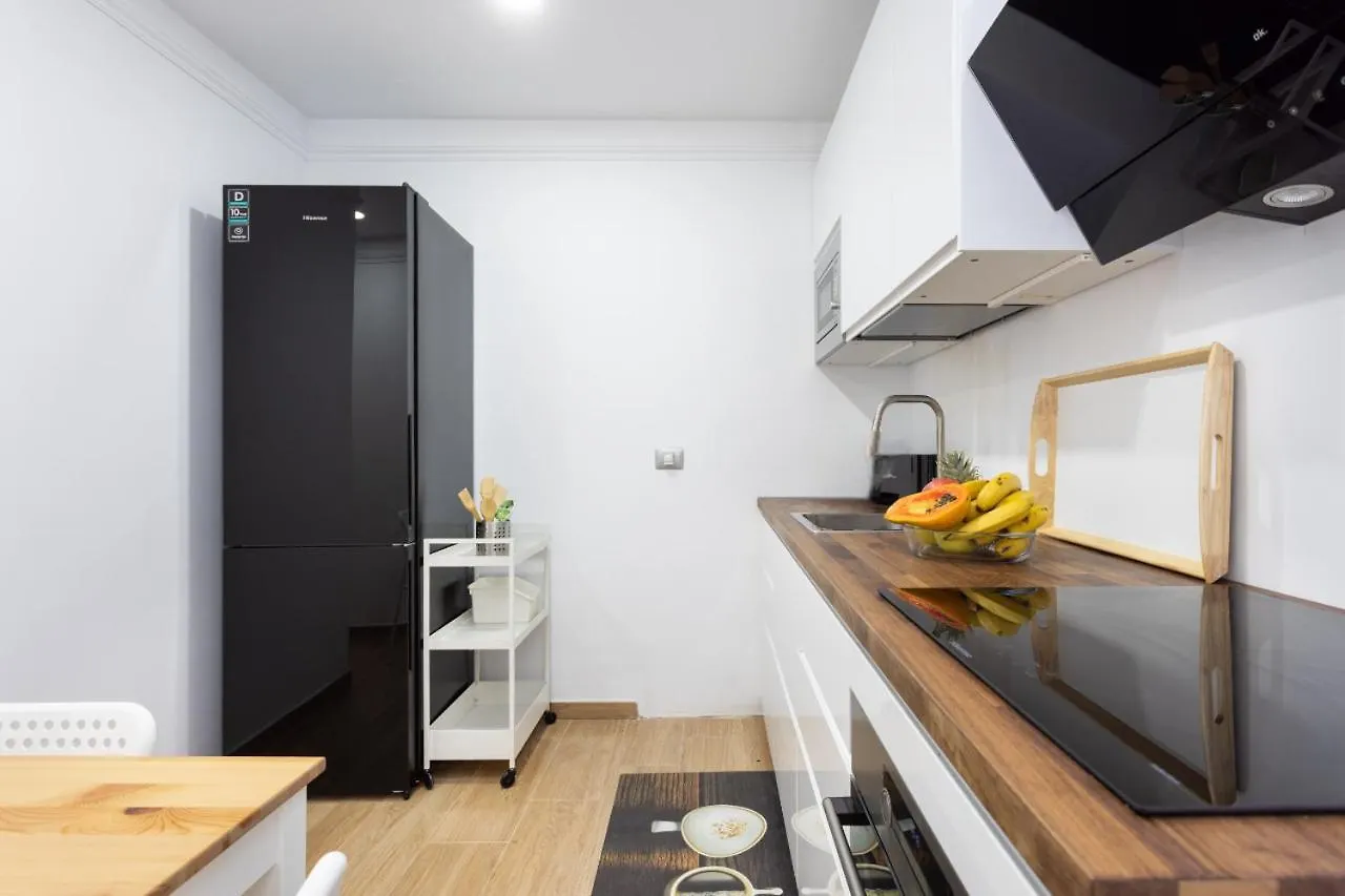 Home2Book Design Black & White Santa Cruz Home Apartment Santa Cruz de Tenerife